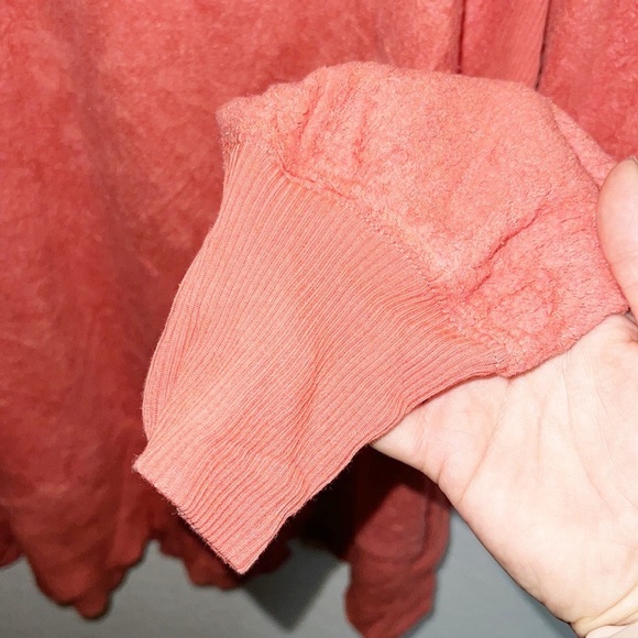 Aerie Peach Faux Fur Split Hem Chilled Out Crewneck Oversized Sweatshirt - Picture 6 of 13